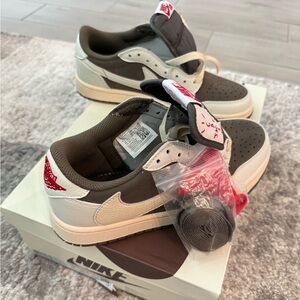 Travis scott reverse mocha